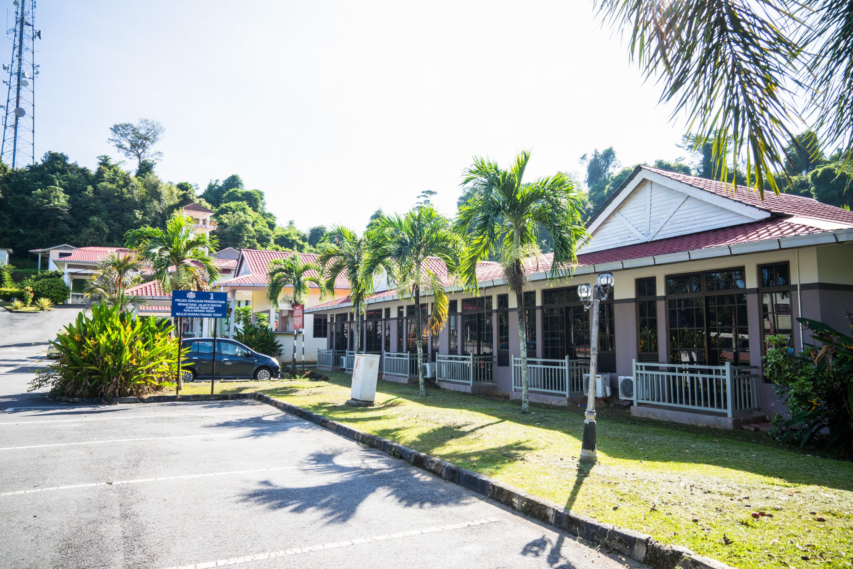 Terap Inn Kampong Raja Exterior photo